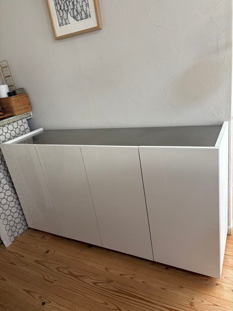 LOWYA ホワイトキャビネット 可動棚付き