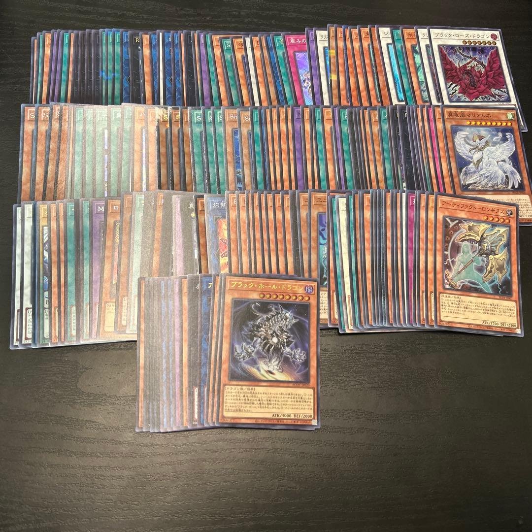 遊戯王引退品スーパーレア以上しか入ってないです