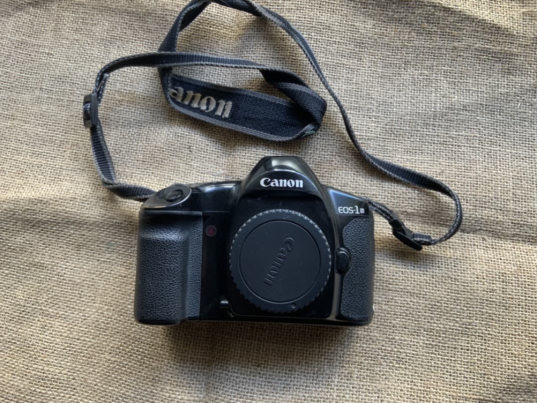 Canon EOS 1 フィルム一眼レフカメラ
