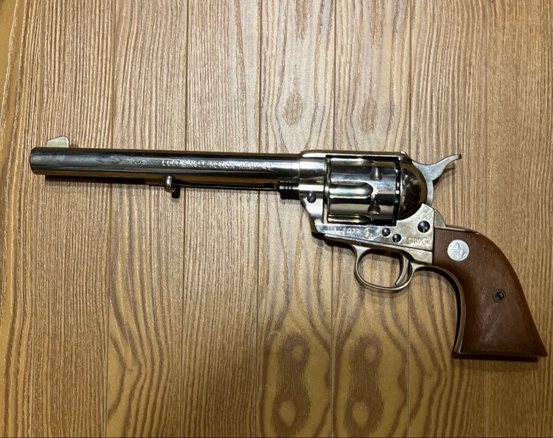 コクサイリボルバーモデルガン