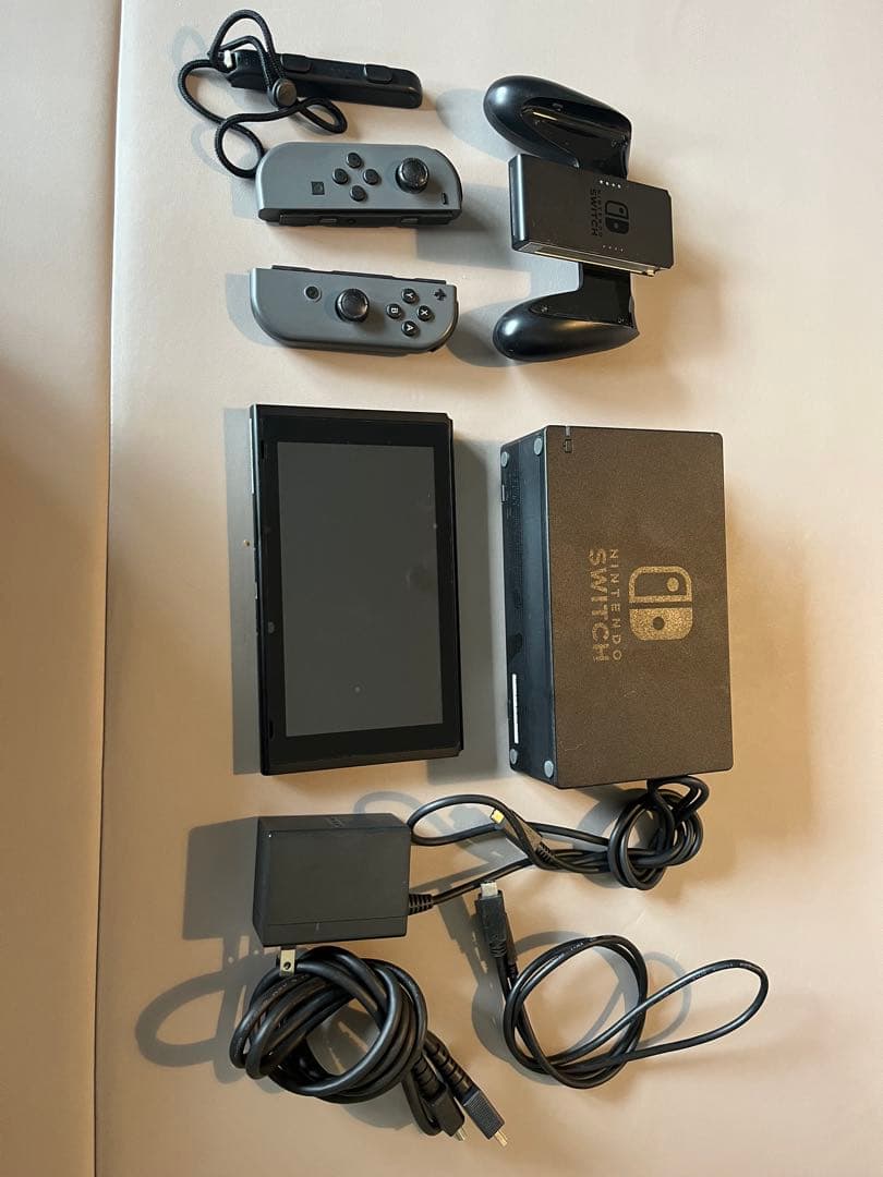 Nintendo Switch 本体と付属品 箱無し