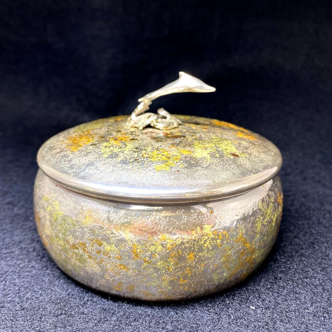 純銀刻印　宮田亮平　南鐐金彩イルカ小箱　共箱　293g/口径8.5㎝