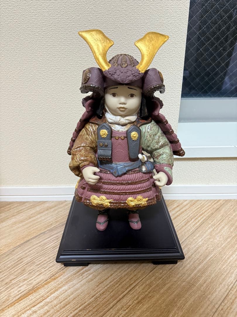 リヤドロ 若武者 60周年記念モデル 13045 フィギュリン　兜