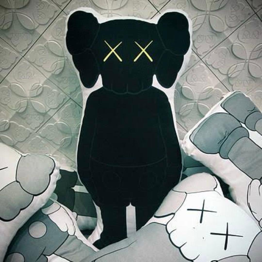 2体 セットKAWS フィギュア ぬいぐるみ カウズ OriginalFake
