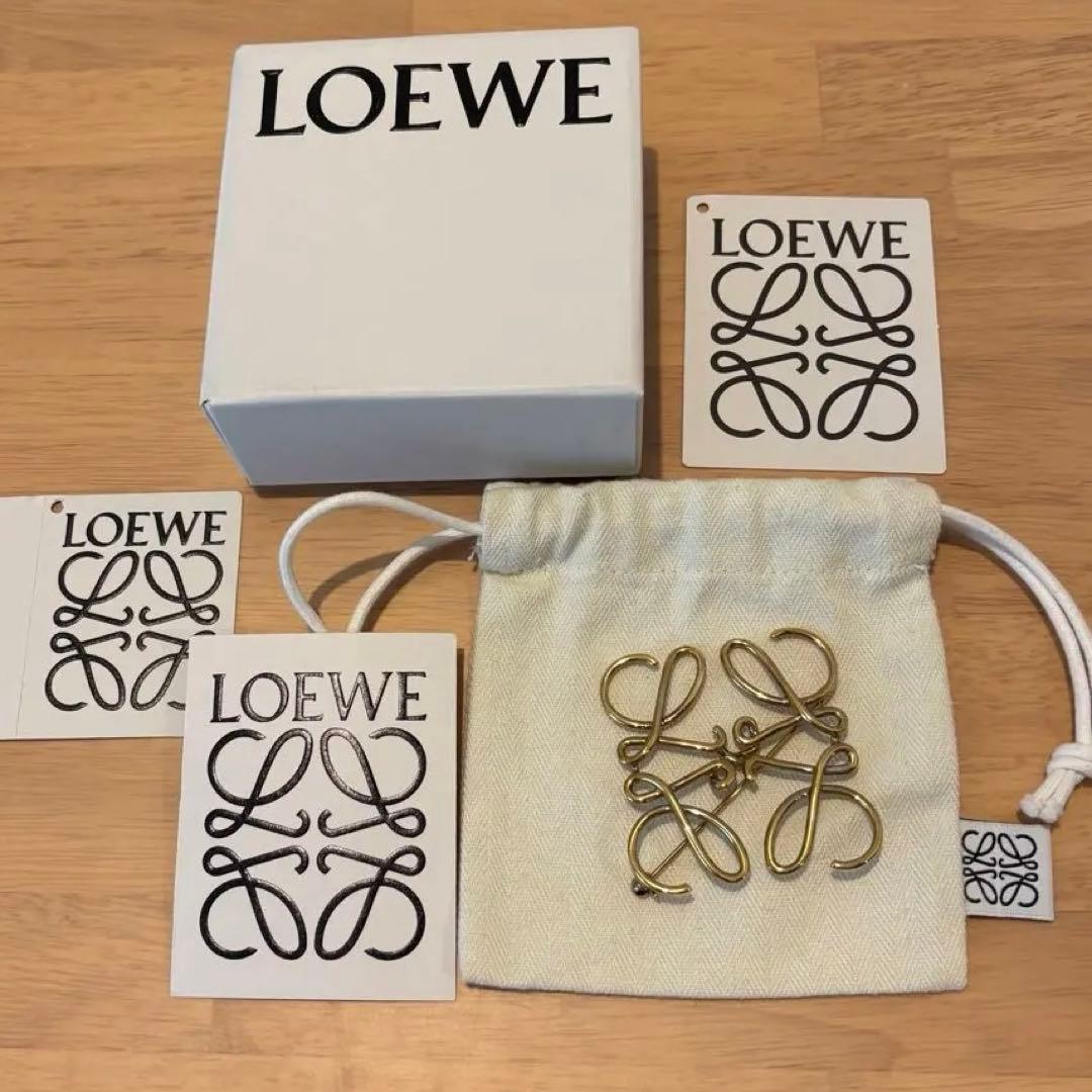 【美品】LOEWE ロエベ アナグラムブローチ ブローチ ゴールド
