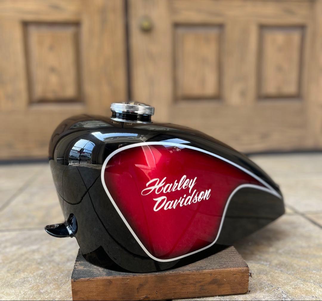 スポーツスター　タンク　チョッパー　ショベル　パン　ナックル　ピンスト