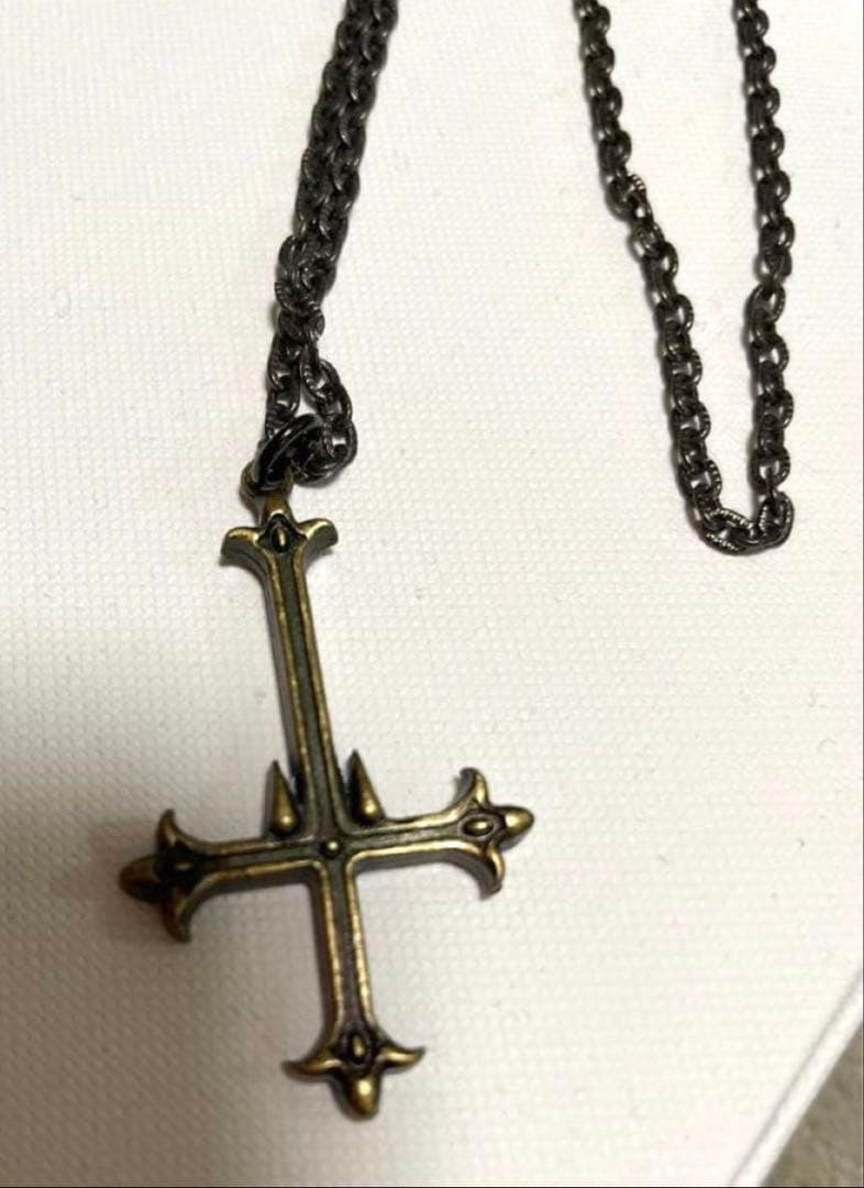 HUNTER×HUNTER　クロロ　逆十字ネックレス　OVA初回特典