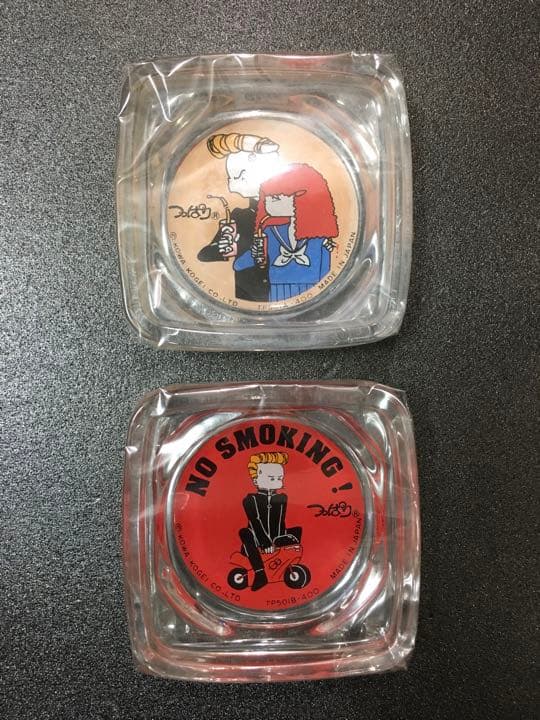 つっぱり君　灰皿