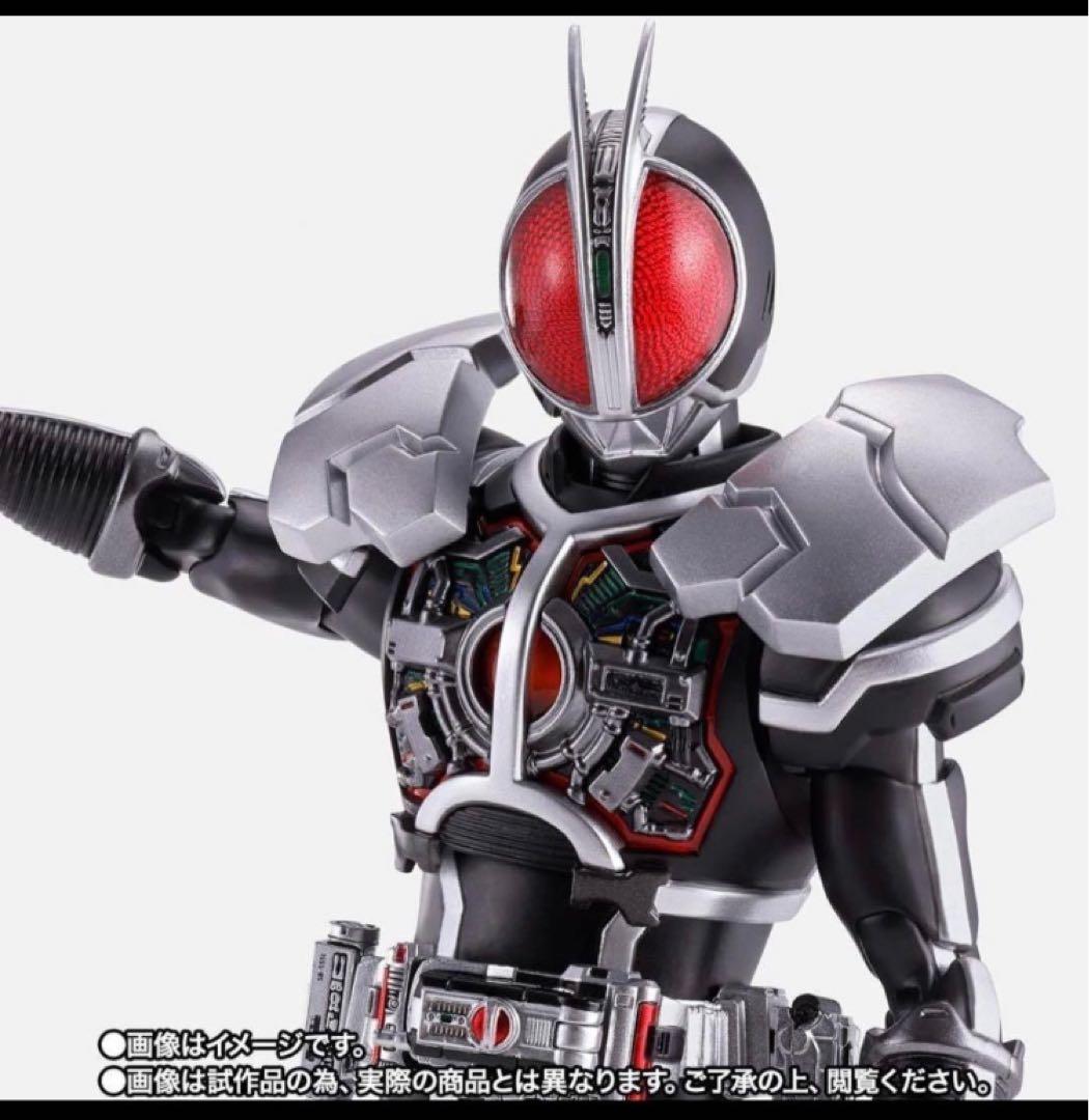 【輸送箱未開封】　真骨彫　仮面ライダーファイズ　アクセルフォーム　バンダイ