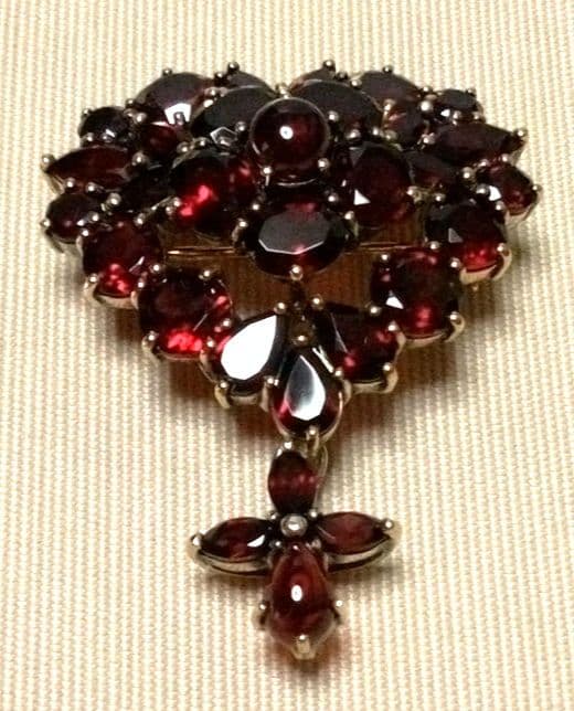 碌山 ラフィネ ガーネット ハート ブローチ ・ ペンダントトップ 2way