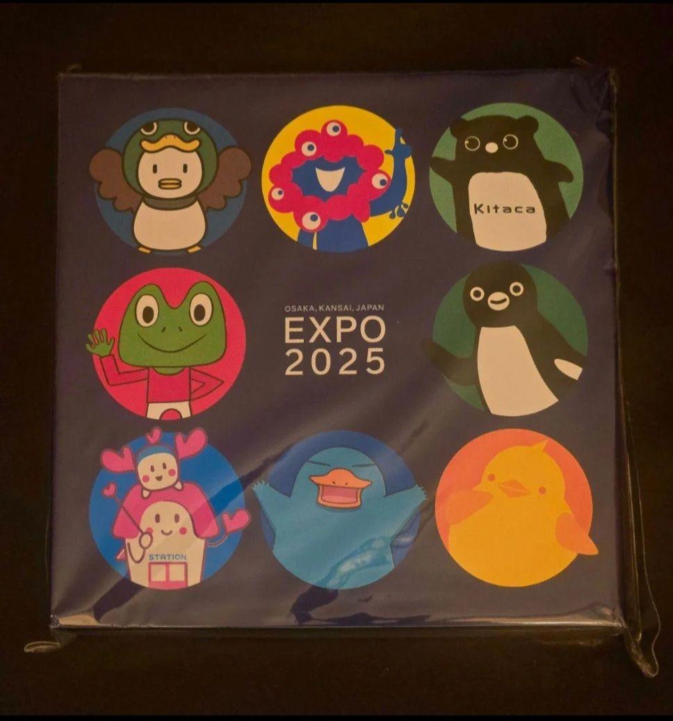 万博 ミャクミャク JR 7 Character All Stars ピンバッジ