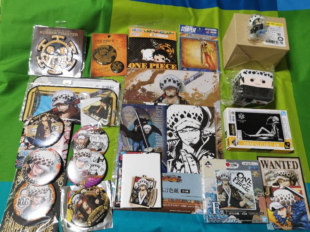 ONE PIECE トラファルガー・ロー グッズセット