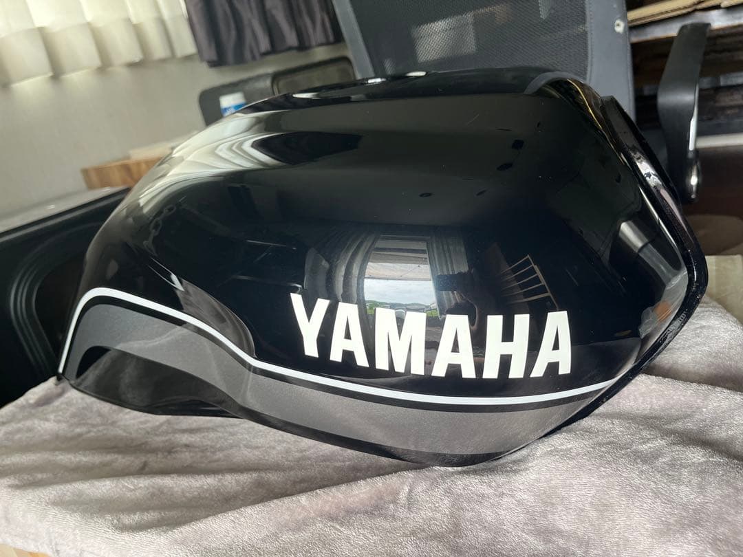 XJR1300 RP17J 燃料タンク フューエルタンク