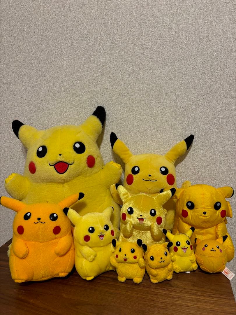 レア　希少　ピカチュウ ぬいぐるみセット 大中小