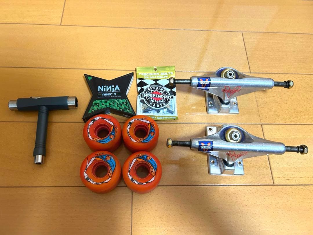 スケボー足周りセット　ベンチャートラック、Ninjaベアリング、OJウィール