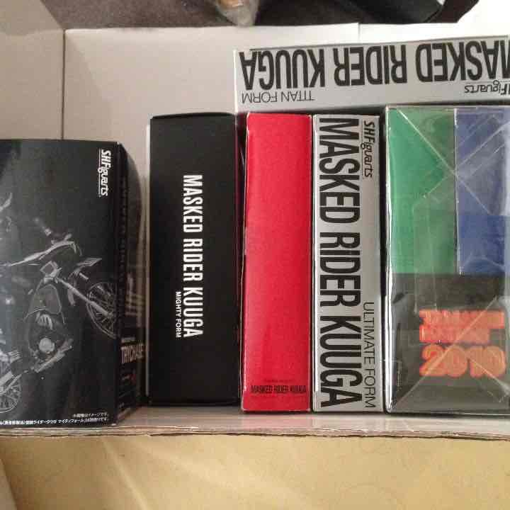 SHフィギュアーツ 仮面ライダークウガ セット