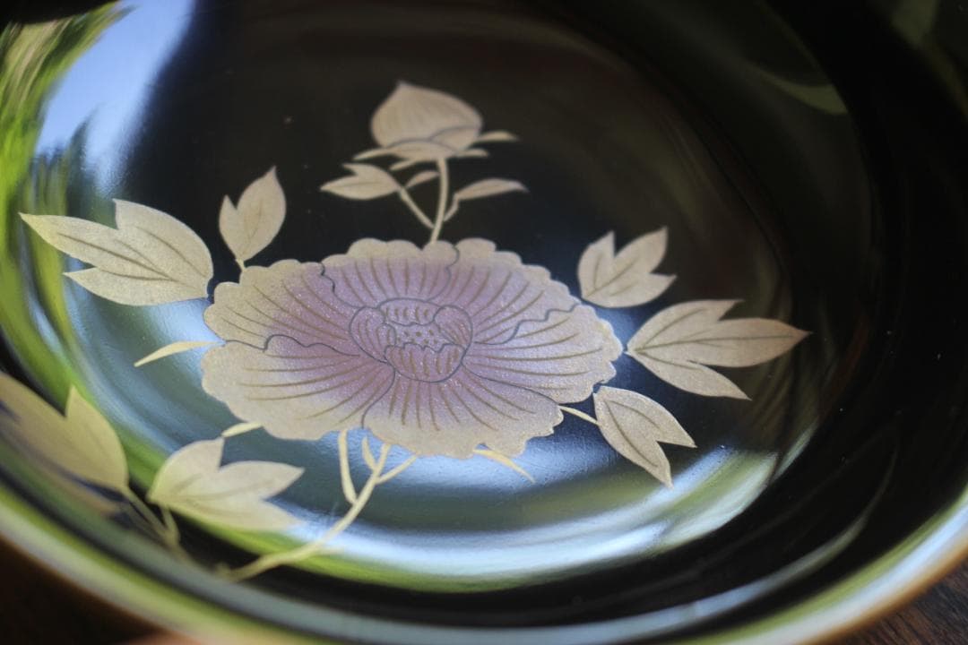 小傷有！時代金縁黒漆に優美な草花蒔絵の映える小皿7点（検輪島塗蒔絵皿菓子皿