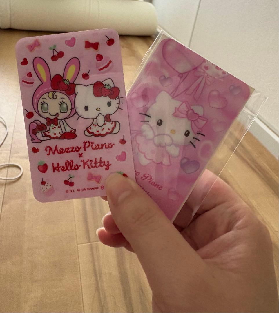 Mezzo Piano x Hello Kitty ミラーセット