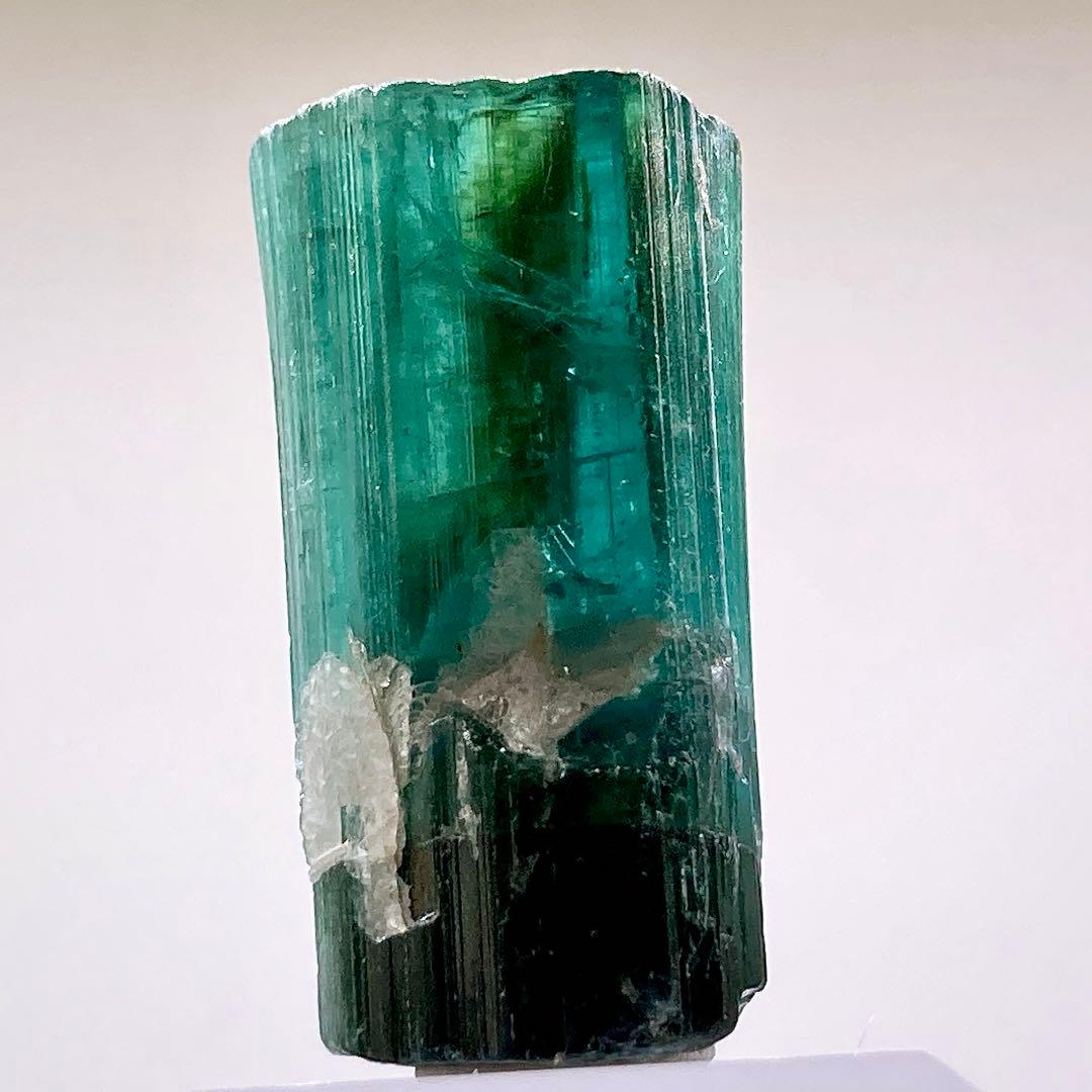 『インディゴライト』　トルマリン　原石　鉱物標本　天然石　109