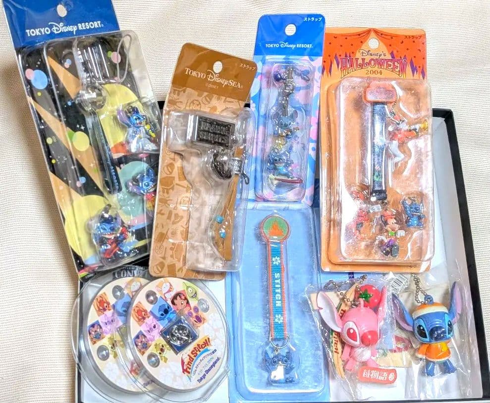 新品　ディズニーリゾート　ストア フィギュアストラップ等　12個まとめ売り